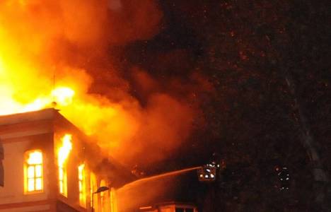 Güney Kore'de yaşlı bakımevinde yangın çıktı!