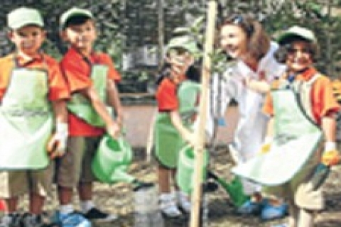 Okul bahçeleri, oyun alanlarına dönüşüyor!