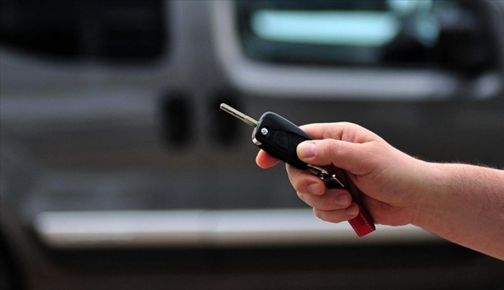 Otomobilde pazar hareketleniyor ibre ticariye dönüyor