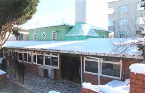Firuzköy Camii'sinin yıkımı ertelendi!