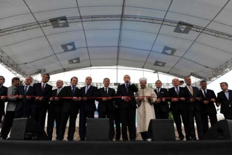 Erdoğan: Çamlıca'da İstanbul'un her yerinden görülecek cami yapacağız! 