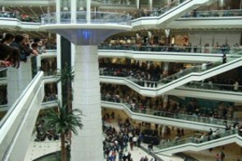 AVM 'lerde kişi başı harcama 15 lira arttı!