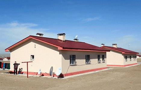 Van'da kerpiç evlerin yerini çelik konstrüksiyonlu evler alıyor!