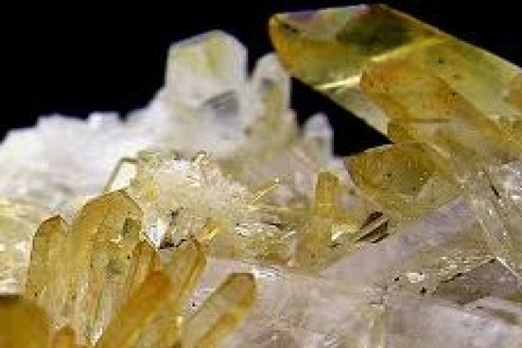 Peker İnşaat'tan ülkenin en büyük kuvars işleme tesisi!