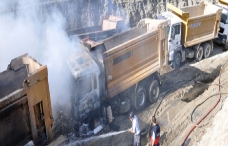  Yüksekova Havalimanı inşaatına PKK saldırdı!