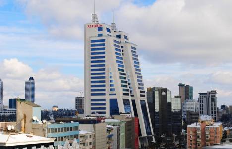 Astoria AVM'de mağazalar küçülüyor, ofise dönüşüyor!