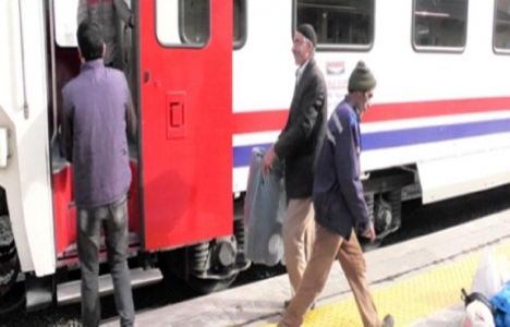 Van Gölü Ekspresi 5 ay sonra yeniden seferlere başladı! 