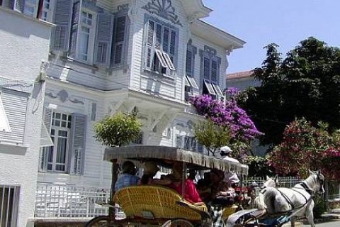 Büyükada ve Heybeliada dönüşüm için sıraya girdi!