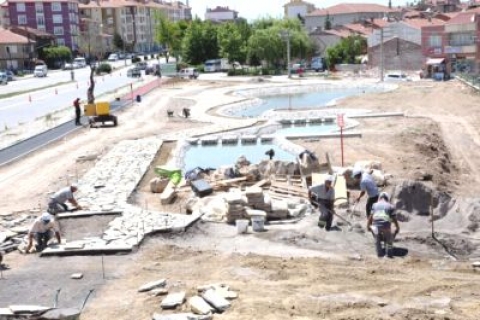  Tepebaşı Belediyesi,yenileme ve park çalışmalarına devam ediyor!