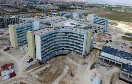 Konya Şehir Hastanesi'nin yüzde 51'i tamam!
