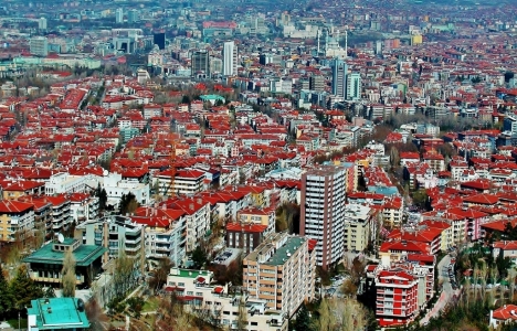 Gayrimenkulünü başkası için ipotek ettiren kişinin sorumluluğu nedir?