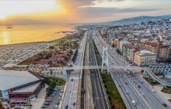 Gökmen Mengüç'ten Kocaeli'deki ağır hasarlı binaların yıkımına ilişkin açıklama!