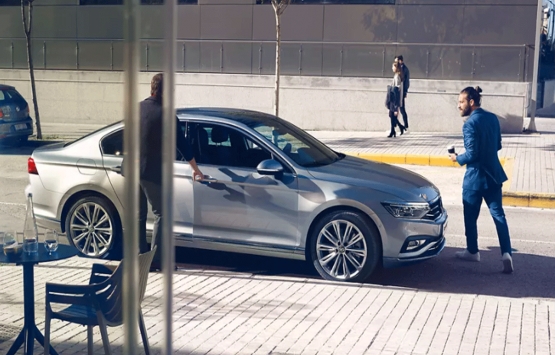 Volkswagen Passat cep yakmaya devam ediyor! İşte 2022 Mart fiyat listesi!