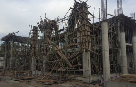 TMMOB'den Bornova'da çöken inşaat iskelesi açıklaması!