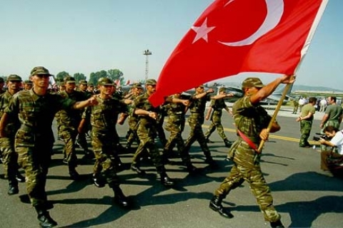 TSK Güçlendirme Vakfı Eminönü'nde apartman satıyor! 1 milyon 500 bin liraya!