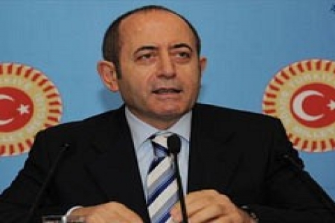 Akif Hamzaçebi: Mülkiyet sorununu çözeceğiz!