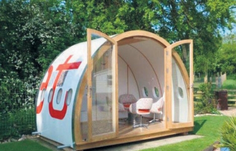 Uçak hurdasından lüks ev yaptılar!