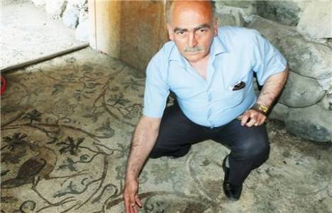 Osmaniye'de bir evin bodrumunda 1.000 yıllık mozaik bulundu!