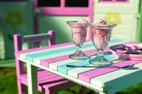 Marshall, Alice Harikalar Diyarı'na götürecek!