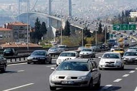 ÖİB Manisa'da 4 araziyi satarken otoyol ihalesinde de süre uzattı!