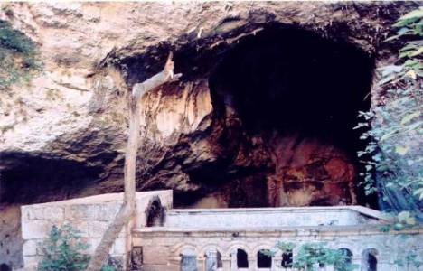 Cennet-Cehennem mağaraları turistlerden ilgi görüyor!