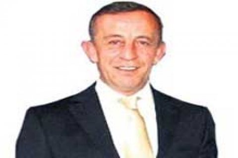 E5'te Cola'nın, Boğaz'da Carlton'ın arsasına Ağaoğlu imzası