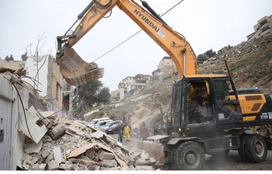 İsrail Doğu Küdüs te 5 binden fazla evi yıktı!