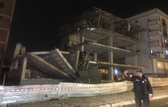 Sultanbeyli'de 4 katlı inşaat çöktü!