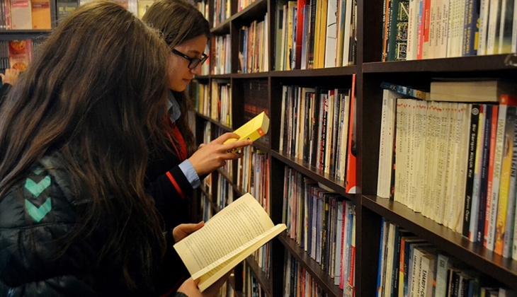 Kitap kurtları müjde! Migros ta yüzlerce kitap yüzde 30 indirimle satışa sunuldu! İşte 26 Ocak 2023 fiyat listesi...
