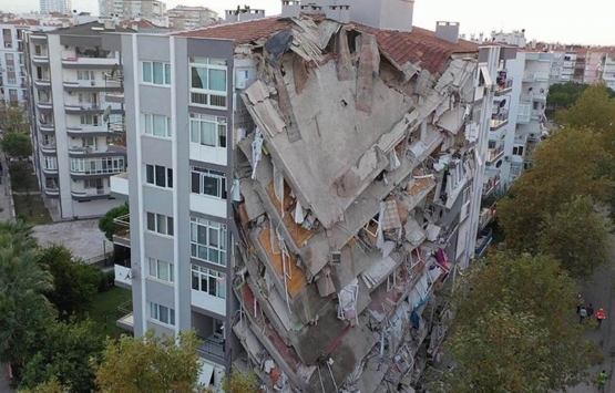 İzmirli depremzedelerden kentsel dönüşüm için dilekçe!