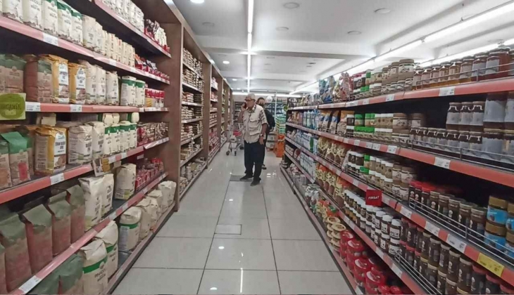 Akın akın oraya koştular! Fiyatları duyan o markete saldırdı! Sebze ve meyvede şok eden indirim...