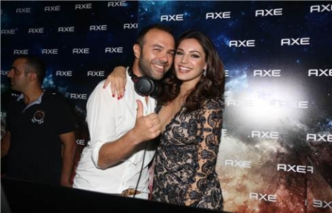 Kelly Brook: Jennifer Lopez 'in aldığı evden ben de isterim!