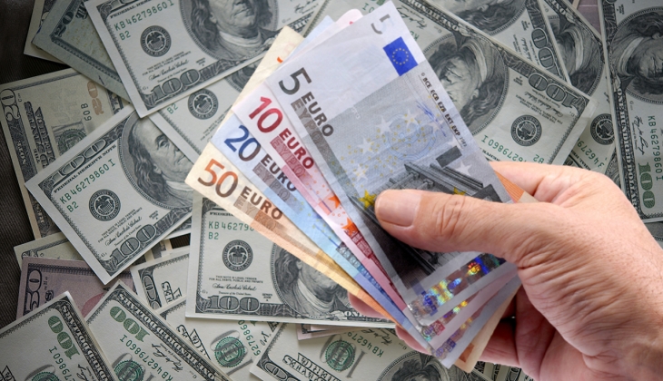 Avrupa Merkez Bankası dolara karşı euronun gücünü artıracak 'bazukayı ateşledi' 11 yıl aradan sonra bir ilk