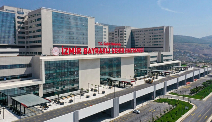 Bayraklı Şehir Hastanesi hasta kabulü için gün sayıyor!