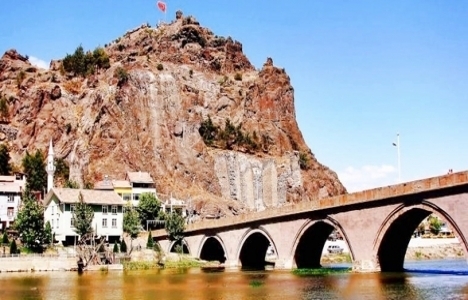 Kandiber Kalesi restorasyon çalışmaları