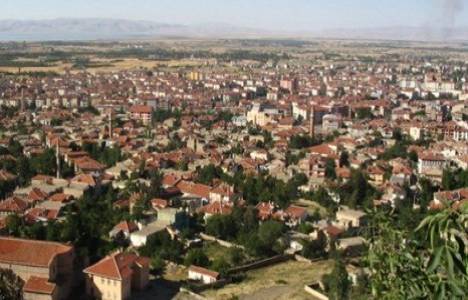 Konya Akşehir'de 1 milyon 592 bin 724 TL'ye satılık 4 katlı bina!