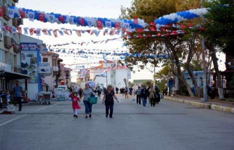Mudanya 12 Eylül Caddesi yeniden araç trafiğine kapatıldı!