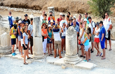 En fazla turist gönderen ülkeler arasında İngiltere 3'ncü sırada!