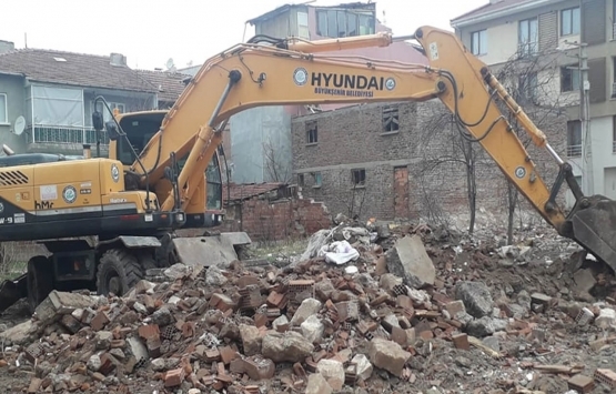 Eskişehir de metruk binalar yıkılıyor!
