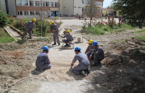 İnşaat bölümü öğrencileri mesleklerini uygulamalı öğreniyor!