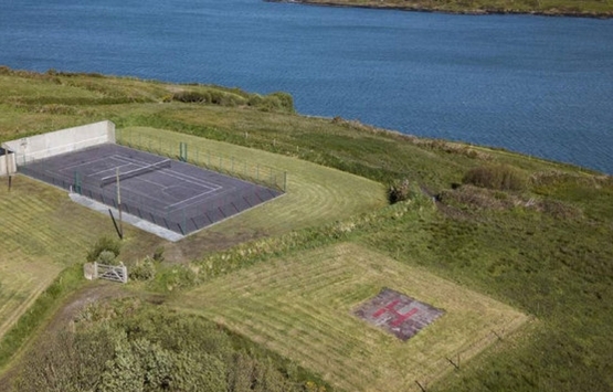 WhatsApp üzerinden 6.3 milyon dolara ada aldı!