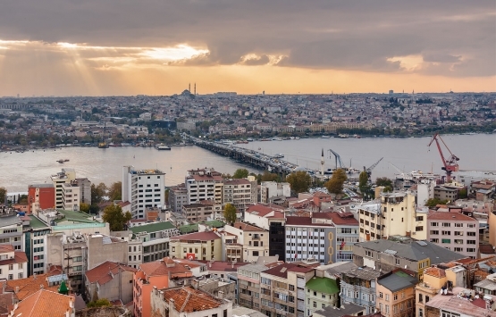 Turizm sektörü zorda! Binlerce otel satılık!