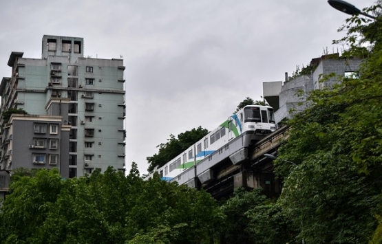 Çin deki sıra dışı toplu taşıma istasyonu!