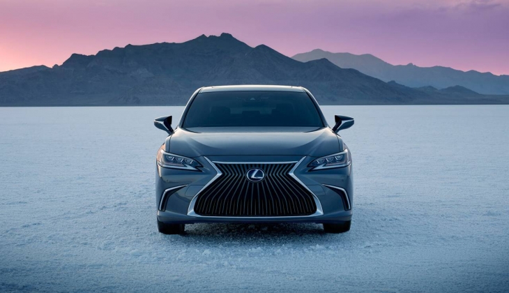 Lexus’un ES modelinden kaçırılmayacak fırsat! İşte 30 Eylül 2022 fiyat listesi…
