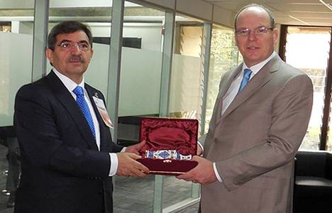 İdris Güllüce ve Monako Prensi 2. Albert çevreyi konuştu!