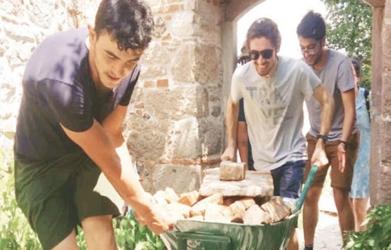 Bergama daki 150 yıllık bir tütün deposu okula dönüştü!