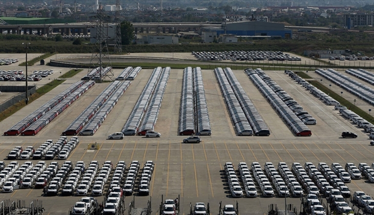 Otomobil satışlarında rekor kırıldı! Otomobil ve hafif ticari araç toplam satışları Şubat'ta yüzde 50,4 arttı!