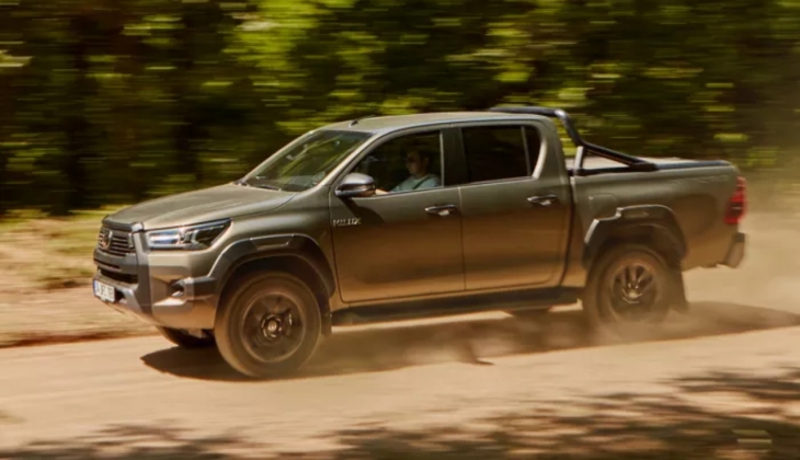 Toyota’dan 0.99 faiz kampanyası! İşte Hilux’ün 1 Ekim 2022 fiyat listesi…
