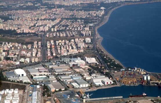 Antalya Serbest Bölgesi'ne 14 milyon dolarlık yeni rıhtım düzenlemesi!