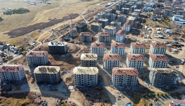 Deprem sonrası konut krizi devam ediyor! Kiralar ikiye katlandı!